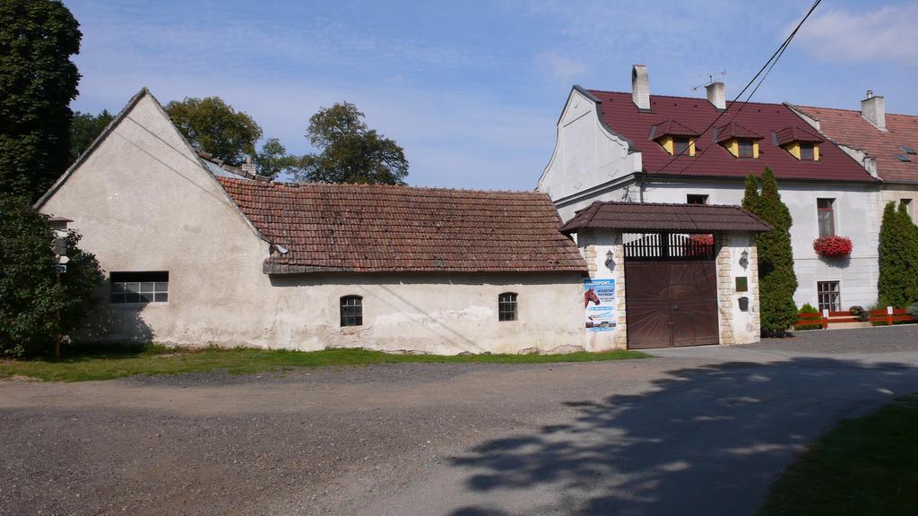 Penzion Padrtuv Mlyn Třebíč Eksteriør bilde